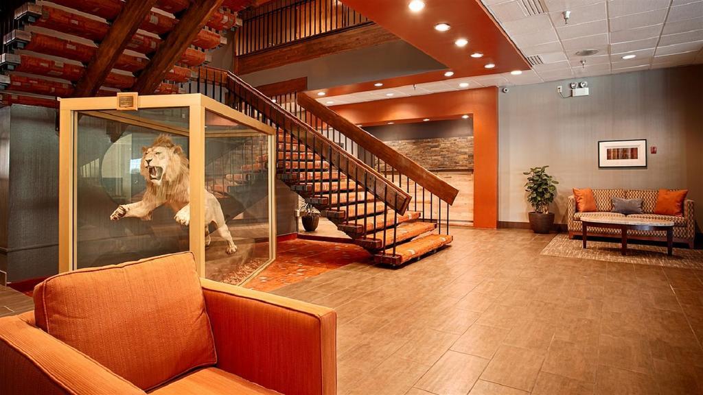 Best Western Golden Lion Hotel Anchorage Exterior photo
